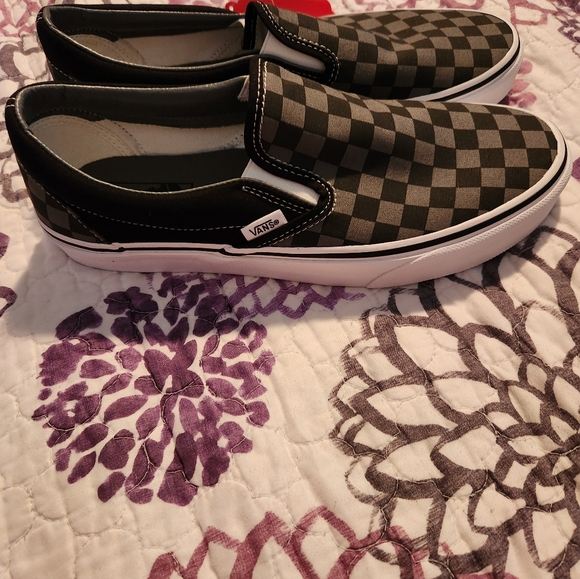 New Slip On Vans - Picture 3 of 3